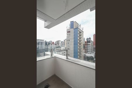 Apartamento à venda com 109m², 3 quartos e 2 vagasVaranda
