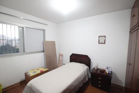 Apartamento à venda com 90m², 3 quartos e 2 vagasQuarto 2