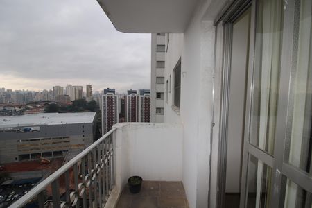 Apartamento à venda com 90m², 3 quartos e 2 vagasVaranda