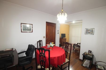 Apartamento à venda com 90m², 3 quartos e 2 vagasSala