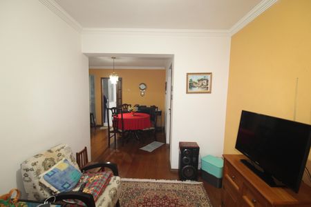 Apartamento à venda com 90m², 3 quartos e 2 vagasSala