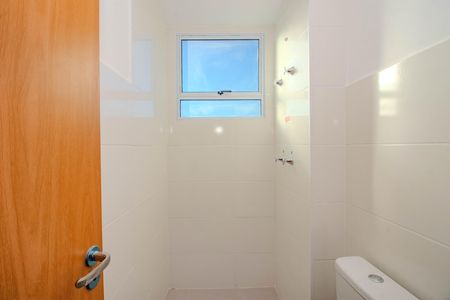 Apartamento à venda com 51m², 2 quartos e 1 vaga Apartamento à venda com 51m², 2 quartos e 1 vagaBanheiro