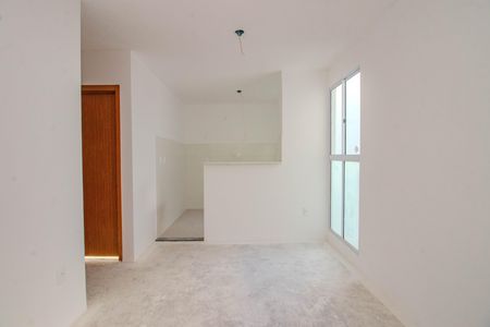Sala de apartamento à venda com 2 quartos, 51m² em Rubem Berta, Porto Alegre