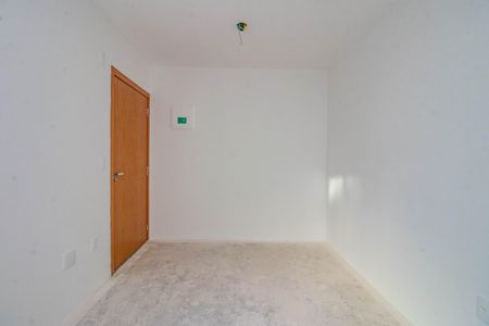 Sala de apartamento à venda com 2 quartos, 51m² em Rubem Berta, Porto Alegre