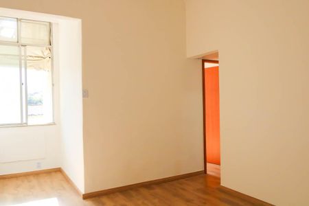 Apartamento à venda com 55m², 2 quartos e sem vaga Apartamento à venda com 55m², 2 quartos e sem vagaSala