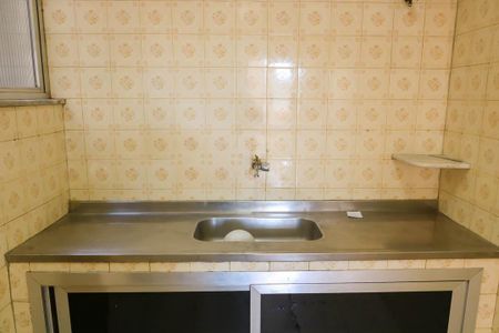 Apartamento à venda com 55m², 2 quartos e sem vaga Apartamento à venda com 55m², 2 quartos e sem vagaCozinha