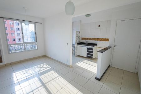 sala de apartamento para alugar com 2 quartos, 42m² em Venda Nova, Belo Horizonte