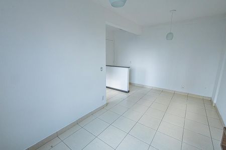 sala de apartamento para alugar com 2 quartos, 42m² em Venda Nova, Belo Horizonte