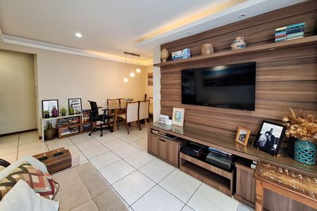 Apartamento à venda com 80m², 2 quartos e 1 vagaSala