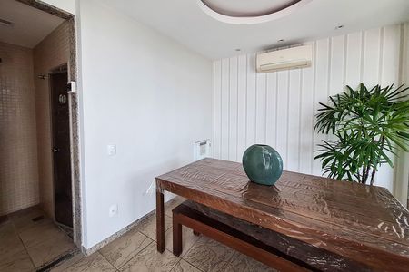 Apartamento à venda com 80m², 2 quartos e 1 vagaÁrea comum