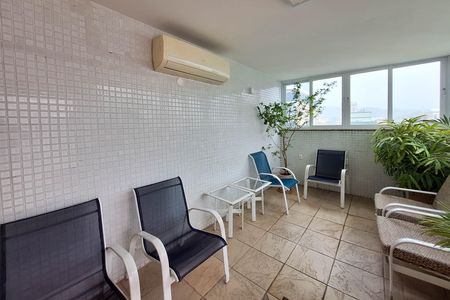 Apartamento à venda com 80m², 2 quartos e 1 vagaÁrea comum