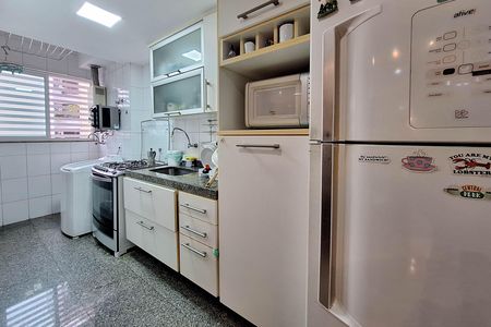 Apartamento à venda com 80m², 2 quartos e 1 vagaCozinha