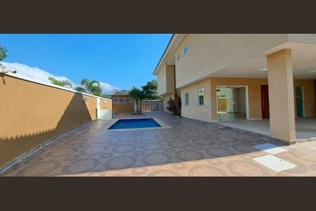 Casa de condomínio à venda com 312m², 4 quartos e 2 vagas