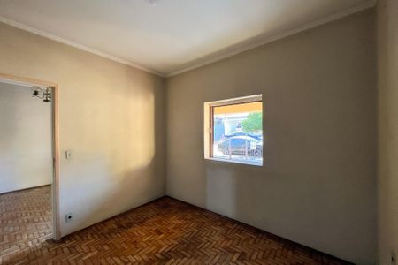 Casa à venda com 167m², 4 quartos e 2 vagas Casa à venda com 167m², 4 quartos e 2 vagasQuarto 1