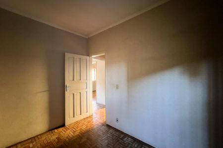 Casa à venda com 167m², 4 quartos e 2 vagas Casa à venda com 167m², 4 quartos e 2 vagasQuarto 2