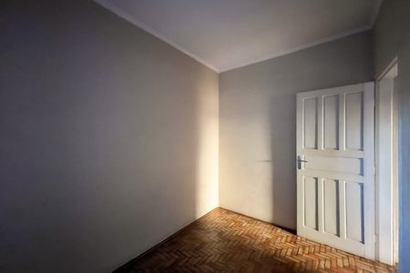 Casa à venda com 167m², 4 quartos e 2 vagas Casa à venda com 167m², 4 quartos e 2 vagasQuarto 2