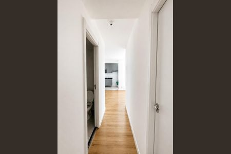Corredor de apartamento para alugar com 2 quartos, 45m² em Água Branca, São Paulo