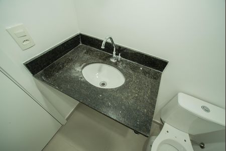 Studio para alugar com 27m², 1 quarto e sem vaga Studio para alugar com 27m², 1 quarto e sem vagaBanheiro
