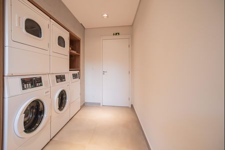 Studio para alugar com 27m², 1 quarto e sem vaga Studio para alugar com 27m², 1 quarto e sem vagaÁrea comum - Lavanderia