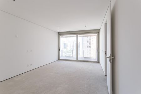 Apartamento à venda com 335m², 4 quartos e 4 vagas Apartamento à venda com 335m², 4 quartos e 4 vagasSuíte 4