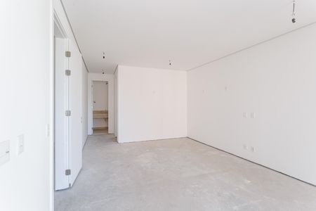 Apartamento à venda com 335m², 4 quartos e 4 vagas Apartamento à venda com 335m², 4 quartos e 4 vagasSuíte 4