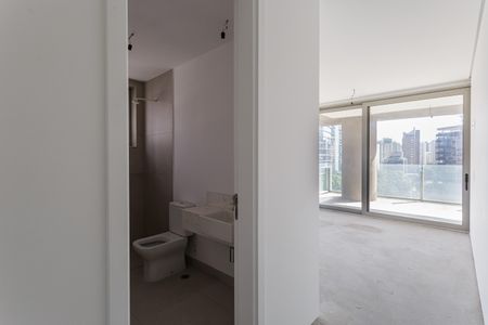 Apartamento à venda com 335m², 4 quartos e 4 vagas Apartamento à venda com 335m², 4 quartos e 4 vagasSuíte 1