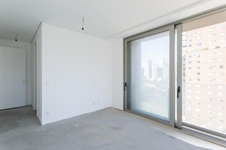Apartamento à venda com 335m², 4 quartos e 4 vagas Apartamento à venda com 335m², 4 quartos e 4 vagasSuíte 1