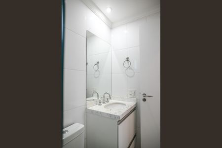 Banheiro Social de apartamento à venda com 2 quartos, 53m² em Vila Gumercindo, São Paulo