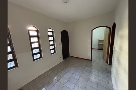 Sala de casa para alugar com 3 quartos, 120m² em Santa Luzia, Ribeirão Pires