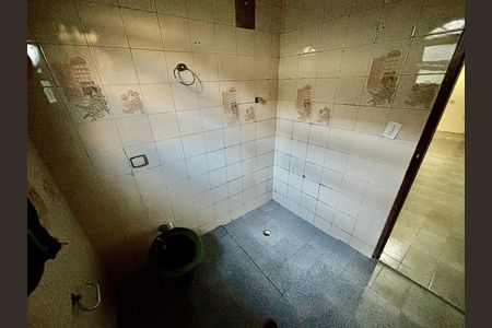 Casa para alugar com 120m², 3 quartos e 1 vaga Casa para alugar com 120m², 3 quartos e 1 vagaBanheiro