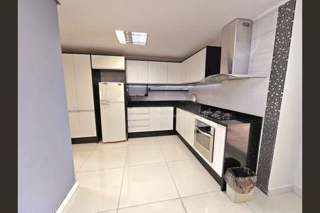 Cozinha de casa para alugar com 3 quartos, 92m² em Centro, Gravataí