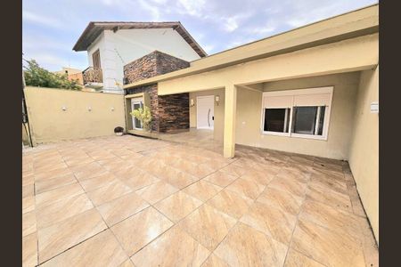 Casa para alugar com 92m², 3 quartos e 2 vagas