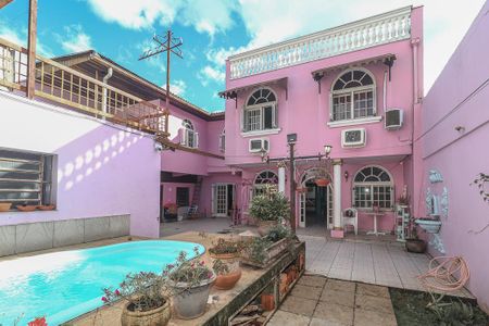 Casa para alugar com 250m², 4 quartos e 2 vagasPátio