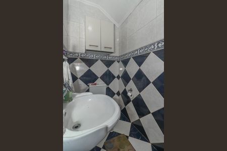 Casa para alugar com 250m², 4 quartos e 2 vagasLavabo