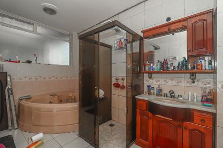 Casa para alugar com 250m², 4 quartos e 2 vagasBanheiro da Suíte 2