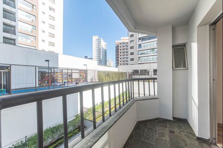 Apartamento à venda com 72m², 2 quartos e 2 vagas Apartamento à venda com 72m², 2 quartos e 2 vagasVaranda
