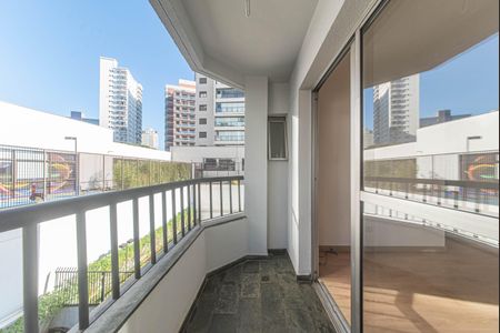 Apartamento à venda com 72m², 2 quartos e 2 vagas Apartamento à venda com 72m², 2 quartos e 2 vagasVaranda