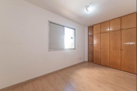 Apartamento à venda com 72m², 2 quartos e 2 vagas Apartamento à venda com 72m², 2 quartos e 2 vagasQuarto 1