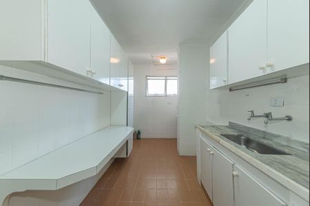 Apartamento à venda com 72m², 2 quartos e 2 vagas Apartamento à venda com 72m², 2 quartos e 2 vagasCozinha