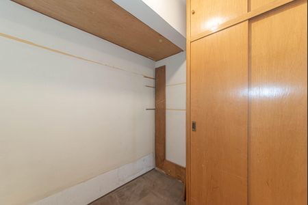 Apartamento à venda com 72m², 2 quartos e 2 vagas Apartamento à venda com 72m², 2 quartos e 2 vagasArea de Serviço - Quarto