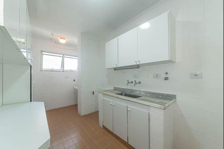 Apartamento à venda com 72m², 2 quartos e 2 vagas Apartamento à venda com 72m², 2 quartos e 2 vagasCozinha