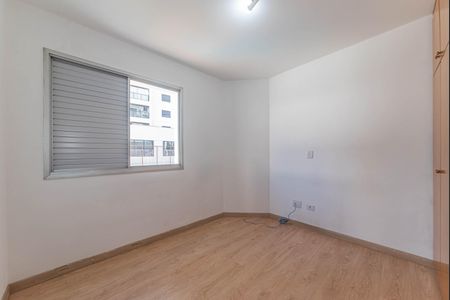 Apartamento à venda com 72m², 2 quartos e 2 vagas Apartamento à venda com 72m², 2 quartos e 2 vagasQuarto 2