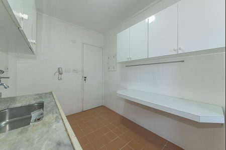 Apartamento à venda com 72m², 2 quartos e 2 vagas Apartamento à venda com 72m², 2 quartos e 2 vagasCozinha