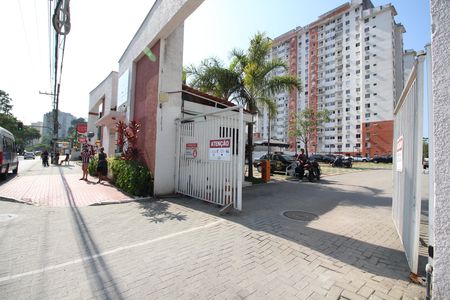 Apartamento para alugar com 48m², 2 quartos e 1 vagaFachada