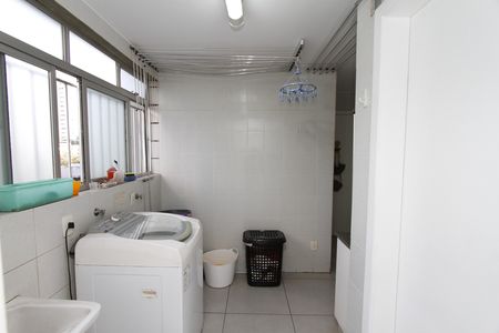 Apartamento à venda com 107m², 3 quartos e 2 vagasÁrea de Serviço
