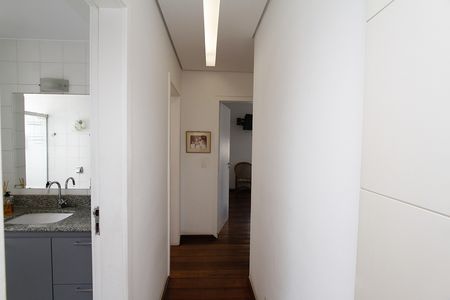 Apartamento à venda com 107m², 3 quartos e 2 vagasCorredor