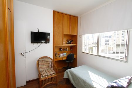 Apartamento à venda com 107m², 3 quartos e 2 vagasQuarto 3