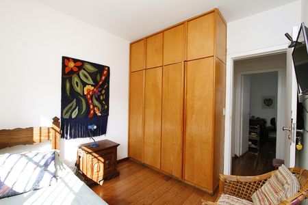 Apartamento à venda com 107m², 3 quartos e 2 vagasQuarto 3