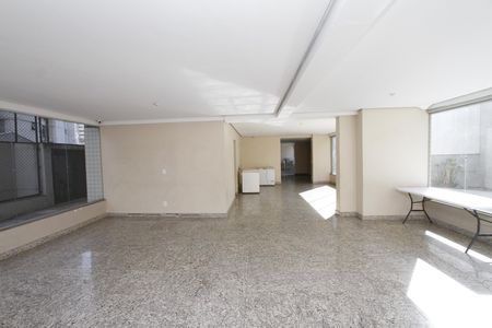 Apartamento à venda com 107m², 3 quartos e 2 vagasÁrea comum - Salão de festas