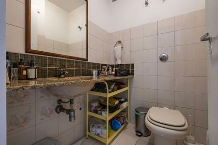 Apartamento à venda com 103m², 2 quartos e 1 vaga Apartamento à venda com 103m², 2 quartos e 1 vagaLavabo